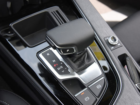 Бензиновый автомобиль Audi A4l 2023 40tfsi с автоматической коробкой передач и 4858*1847*1439 Размер