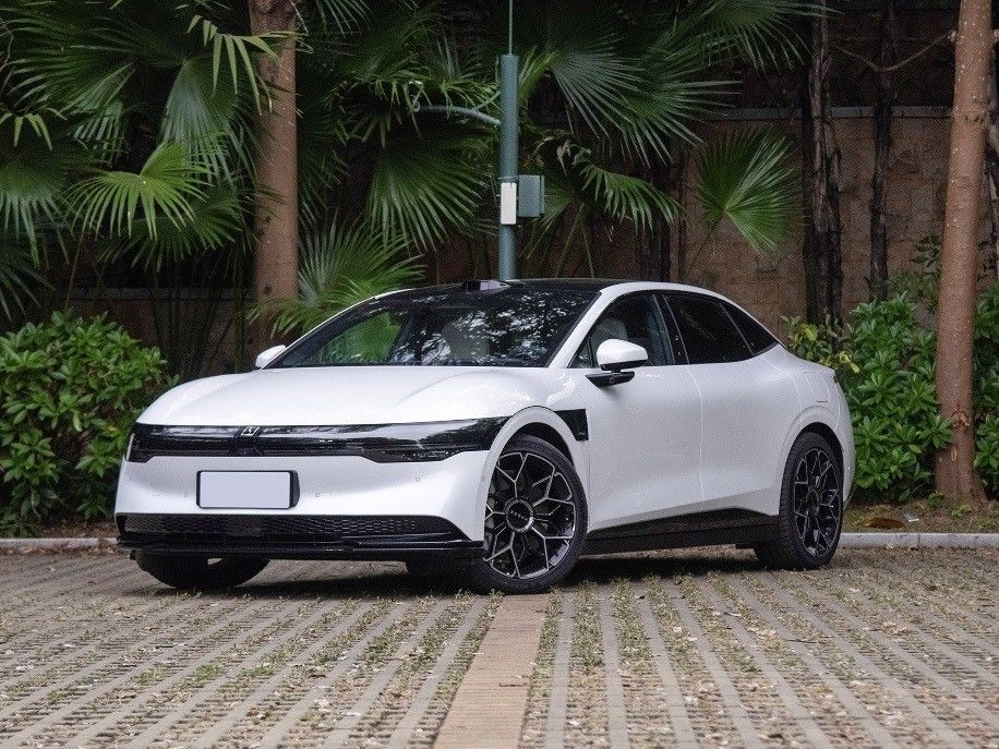 4865x1900x1450 Zeekr 007 4WD 100кВт/75кВт Smart Driver Edition EV Electric Car с 1