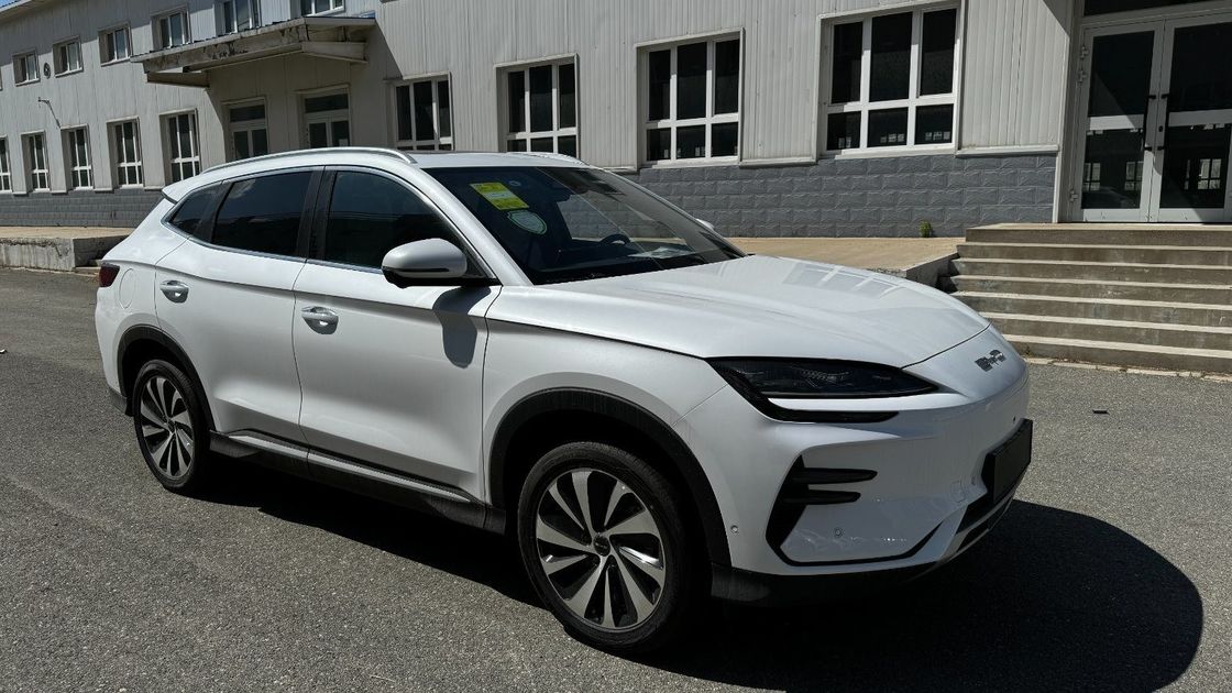 2023 Byd E2 EV Car Luxury Edition Чистый электрический автомобиль с белым цветом и левым рулем