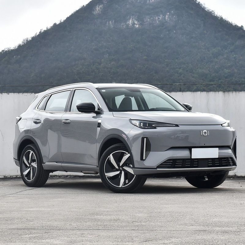 2023 Чанган Qiyuan Q05 60 PRO Гибридный электромобиль с гибридной коробкой передач Tiptronic