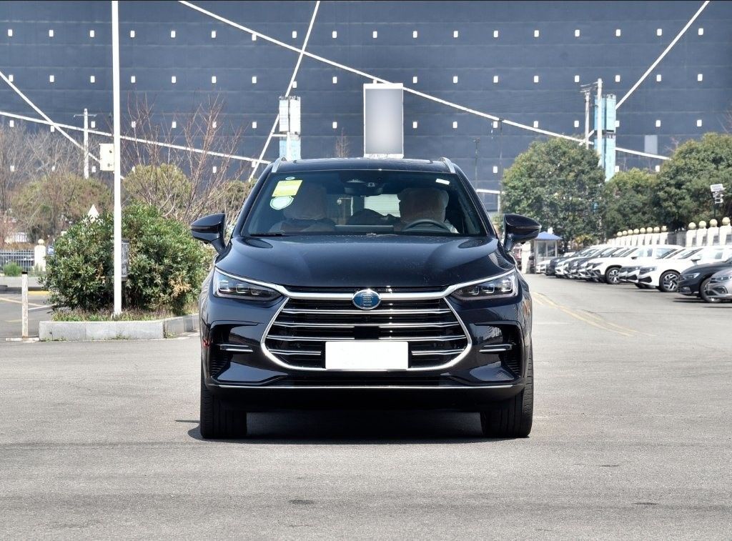 Черный 2022 BYD Tang EV 635 км Четырехколесный привод Флагманская версия Выбранный 6-местный автомобиль