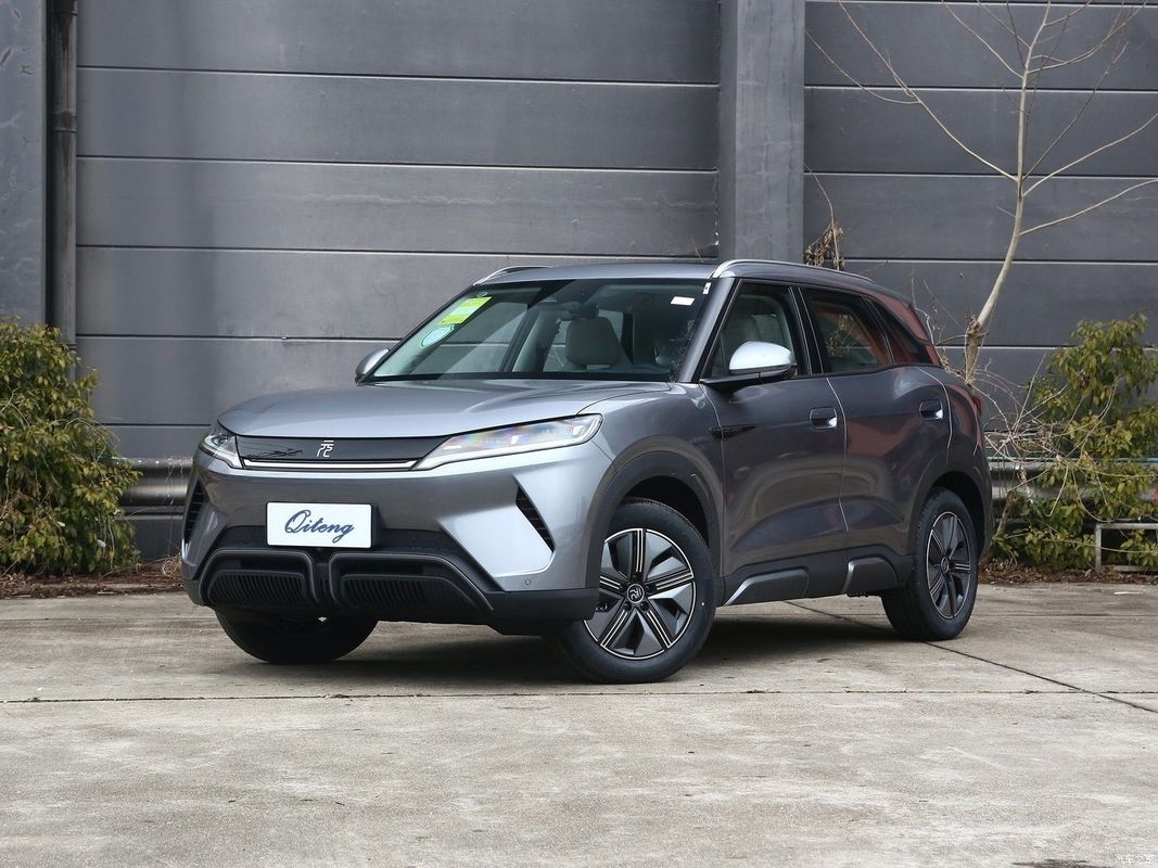 2024 401 км Transcendence SUV Белый внешний цвет BYD Yuan UP с передовыми технологиями