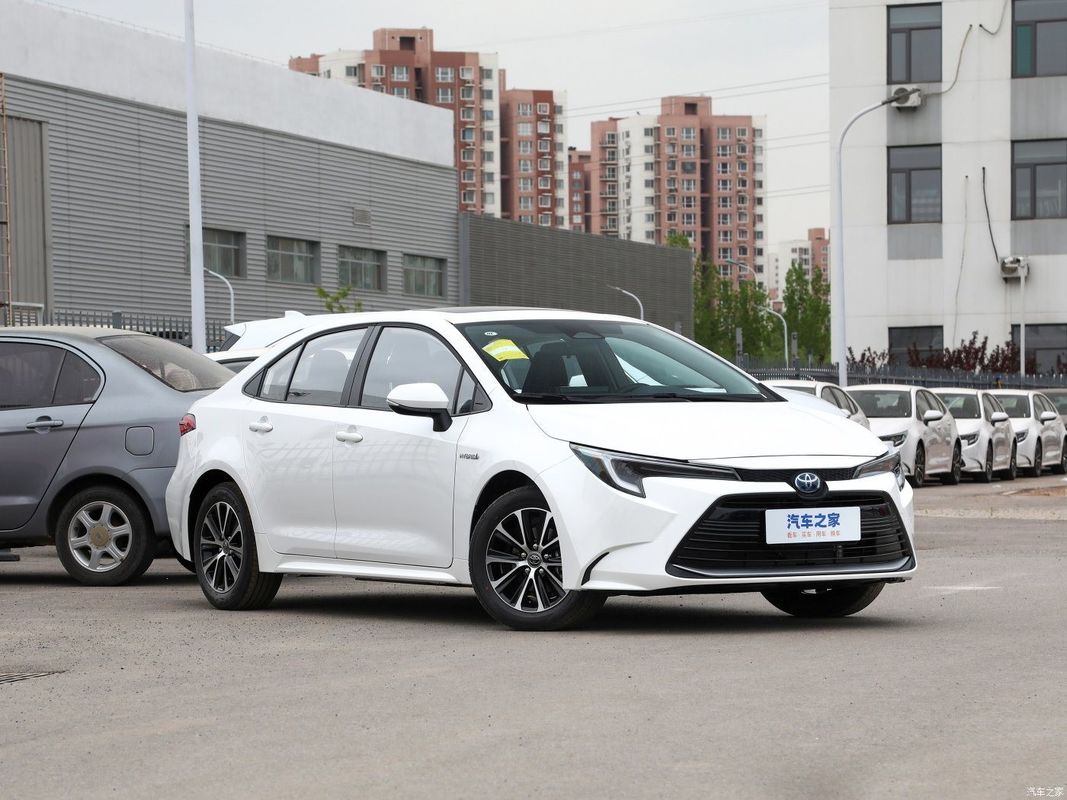 Автомобиль 1.8L с двойным сцеплением гибридный Toyota Levin Седан бензиновый автомобиль с возможностью настройки
