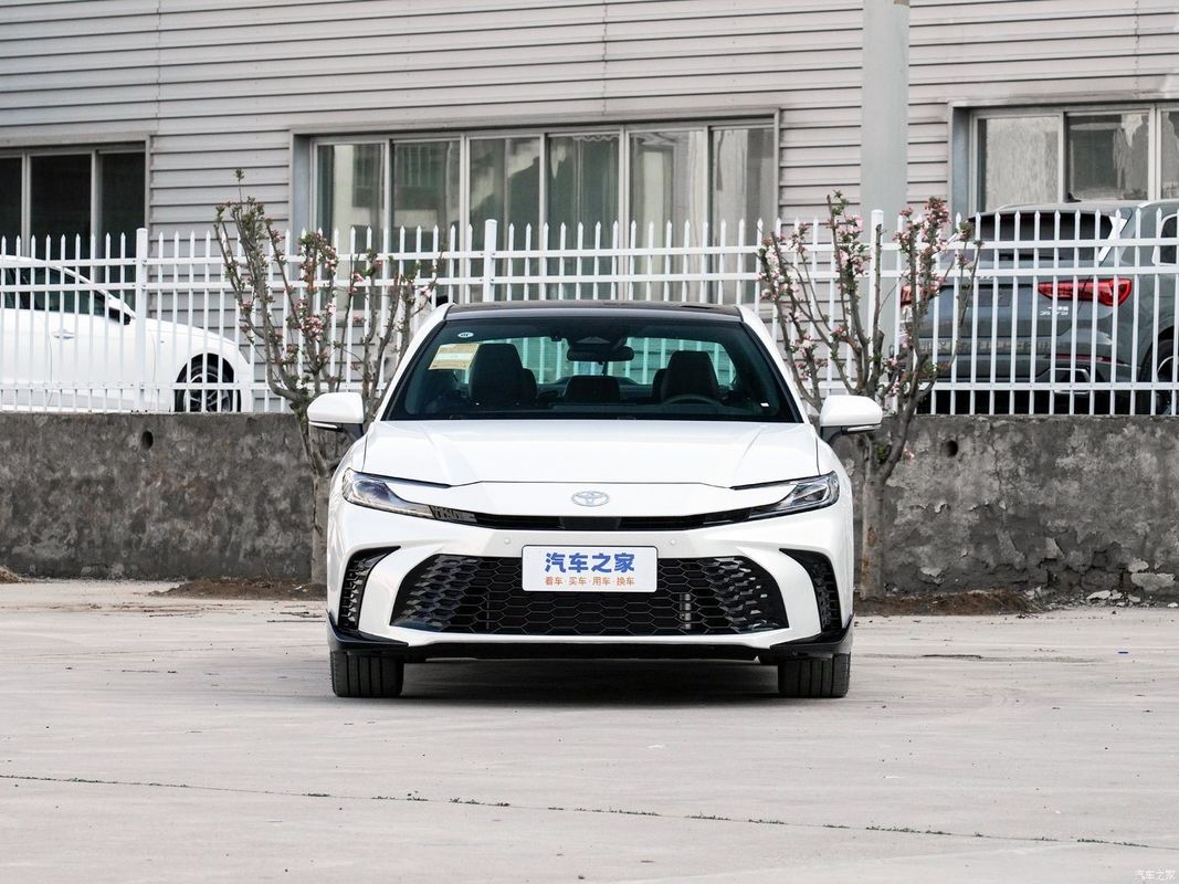 Конфигурация 2024 Toyota Camry GAC 80 2.0 Sport Версия верхняя обычное топливо бензиновый автомобиль