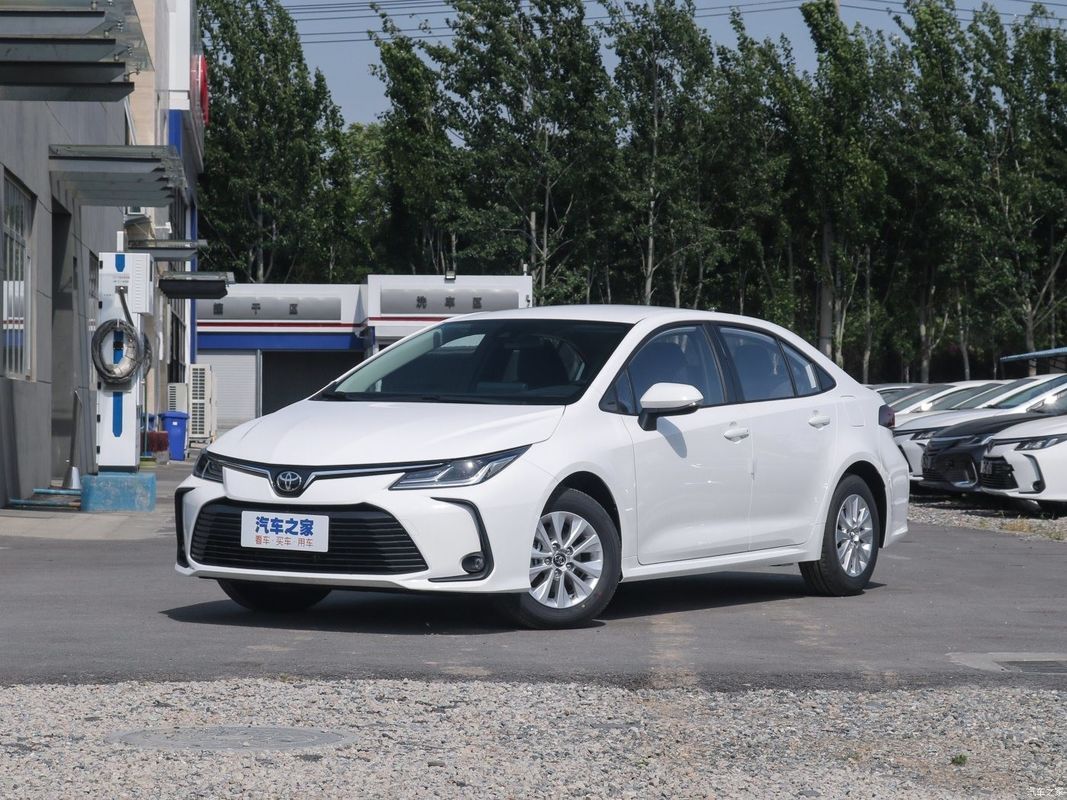 Запрос на заказ Toyota Corolla Tnga CVT Pioneer Edition Седан с настройкой