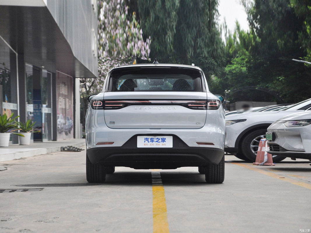 Электрический автомобиль внедорожник Электрическое транспортное средство EV Leap C11 2023 полностью электрический 500 Zhixiang 5 мест