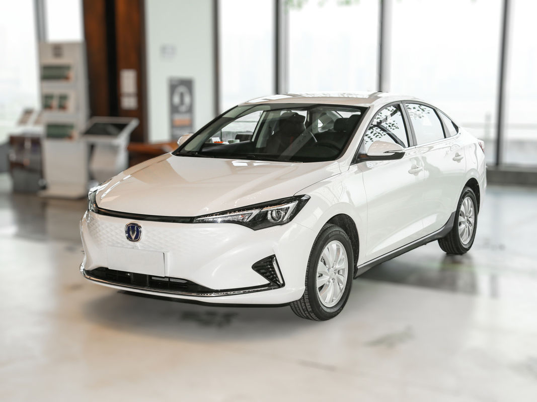 Независимая подвеска Макферсона и максимальная скорость 145 км / ч 2022 Changan Eado EV460 EV Car