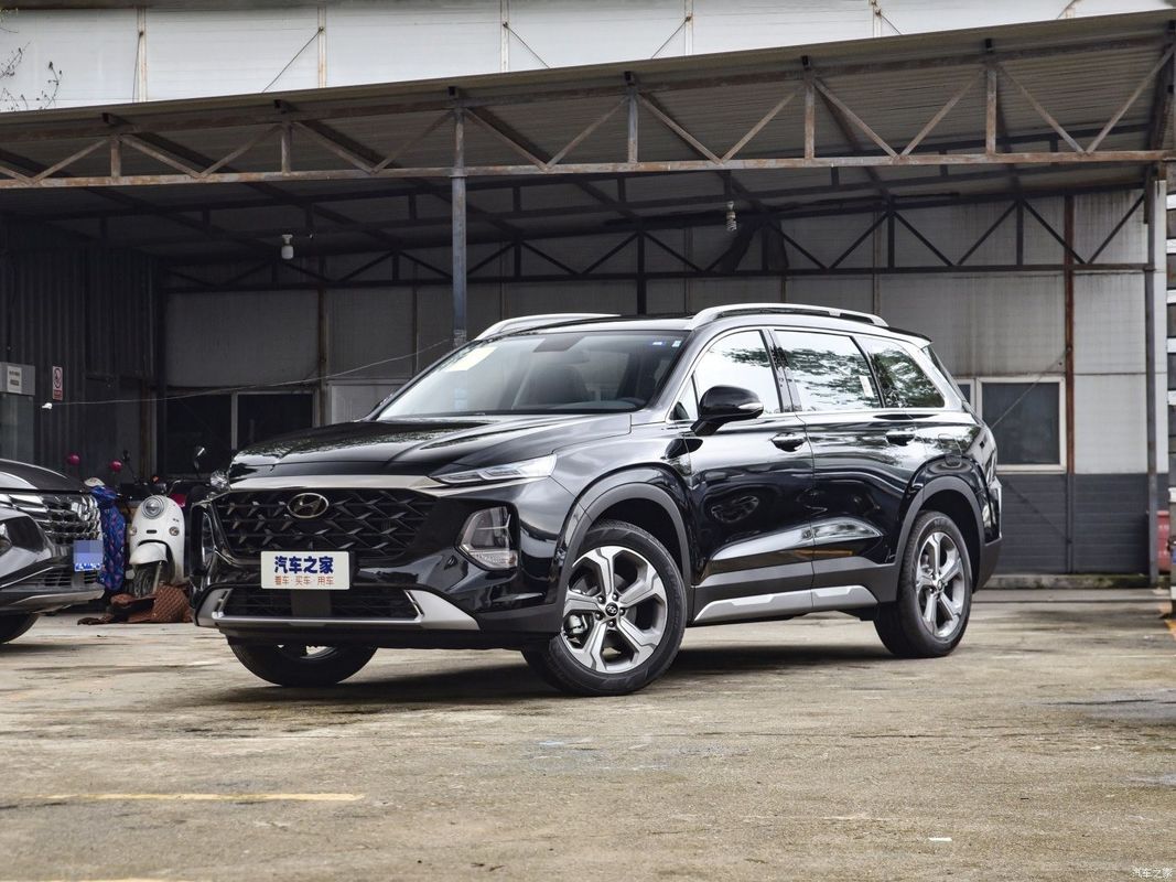 Автомобиль 2023 Пекин Hyundai Shengda SUV Traveler 380t 4WD Elite версия для бензинового топлива