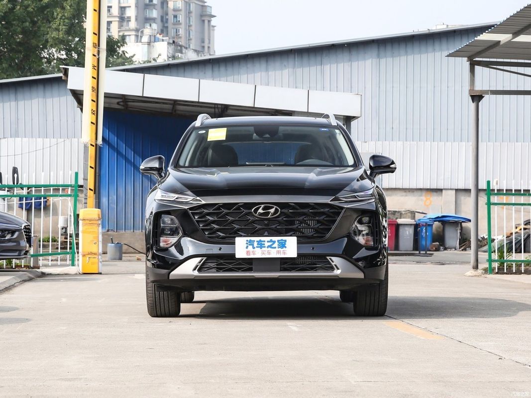 Левое рулевое управление 2023 Hyundai Santafe Traveller 380t Gdi 4WD Lux Htrac версия 6 мест