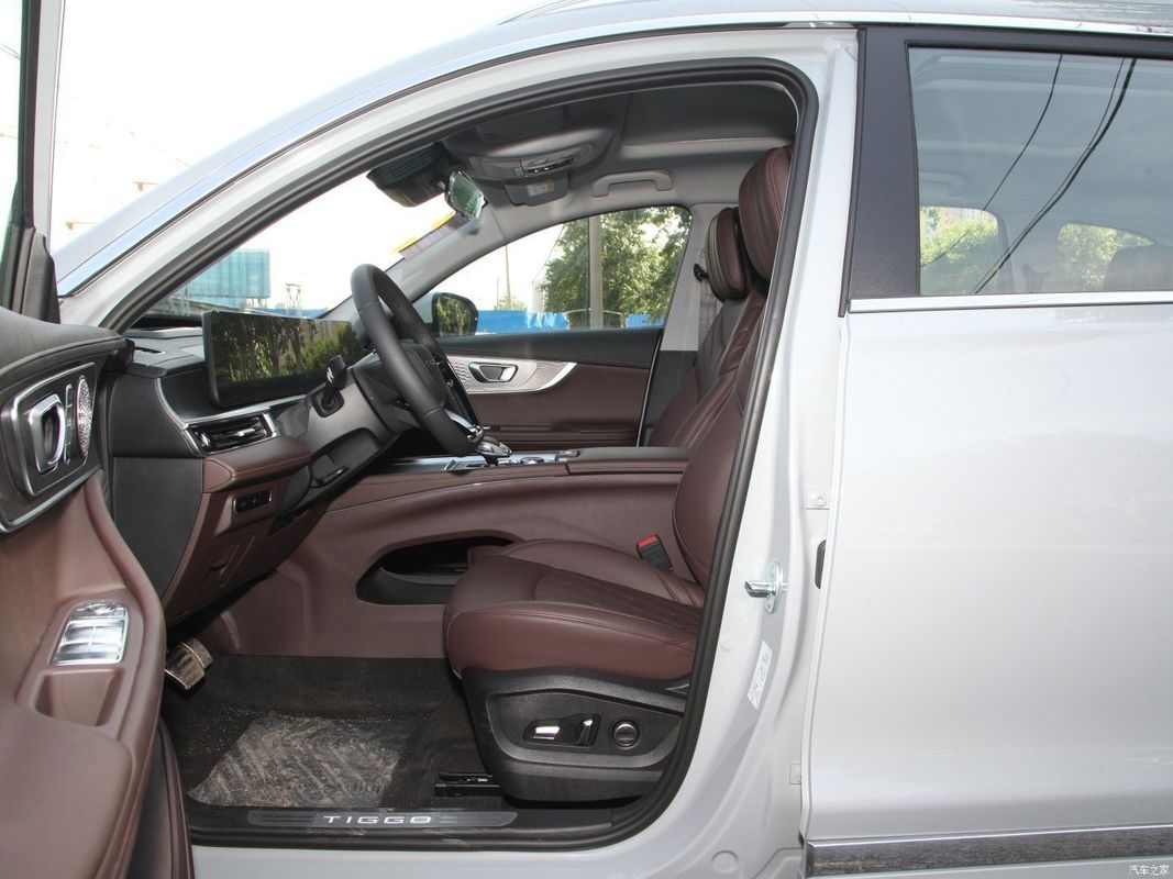 Chery Tiggo8 PRO 290t 2WD Sky Edition 7-местный внедорожник для ваших требований клиентов