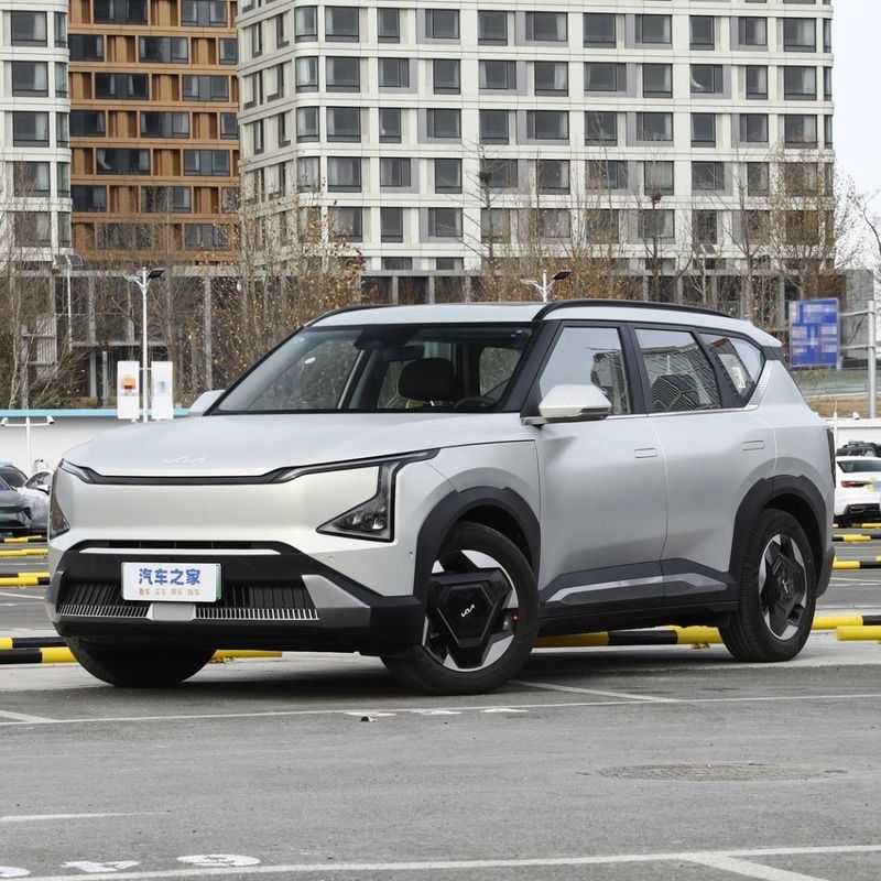 KIA EV5 530 Light Air Land SUV Электромобиль с левым рулем и батареей 64,2 кВтч